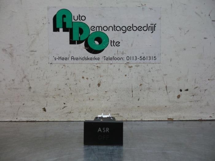 Commutateur d'un Volkswagen Caddy (Caddy 04-), Volkswagen, -, Utilisé, -
