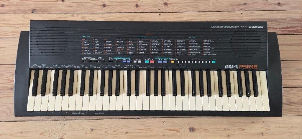 Yamaha psr-18, Musique & Instruments, Claviers, Enlèvement, Comme neuf, Yamaha