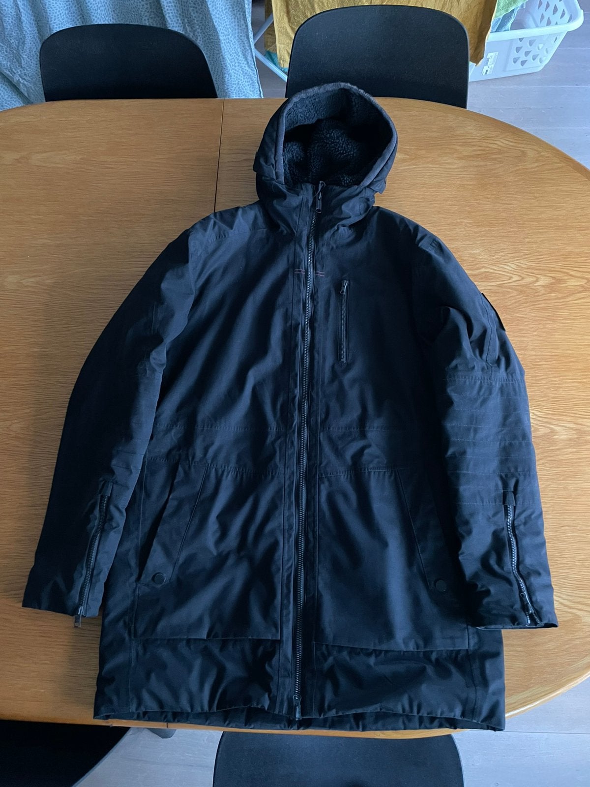 Helly hanson winterjas, Ophalen, Zo goed als nieuw, Maat 52/54 (L), Zwart