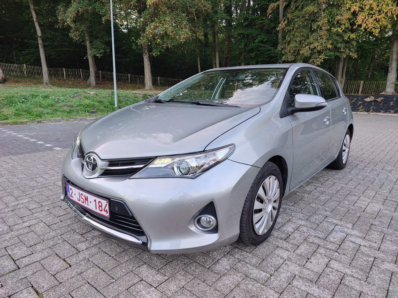 Toyota Auris Comfort, Voorwielaandrijving, Euro 5, Stof, Zwart