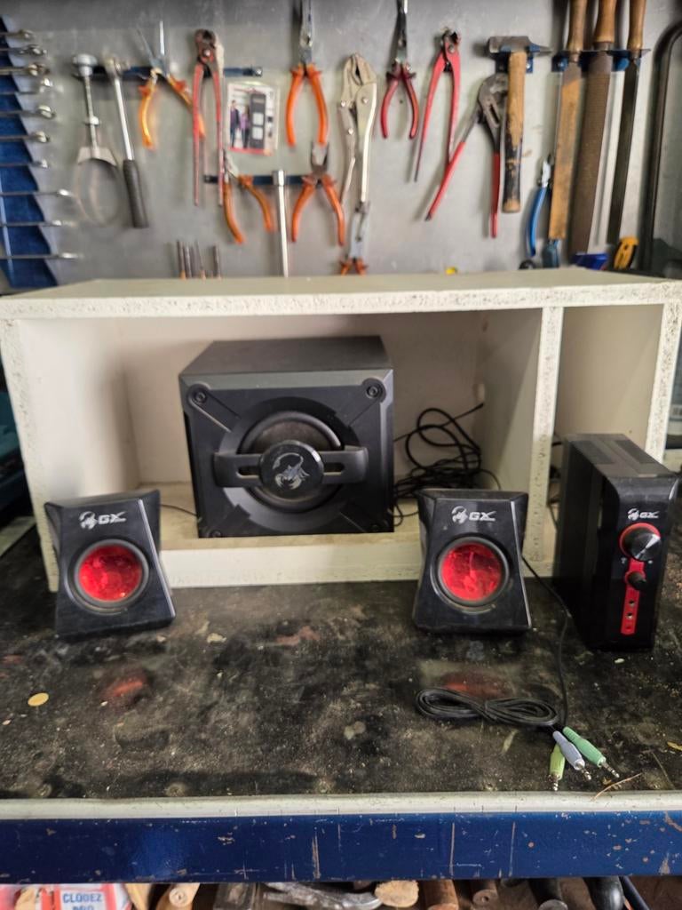 Genius speaker set, TV, Hi-fi & Vidéo, Chaîne Hi-fi, Enlèvement