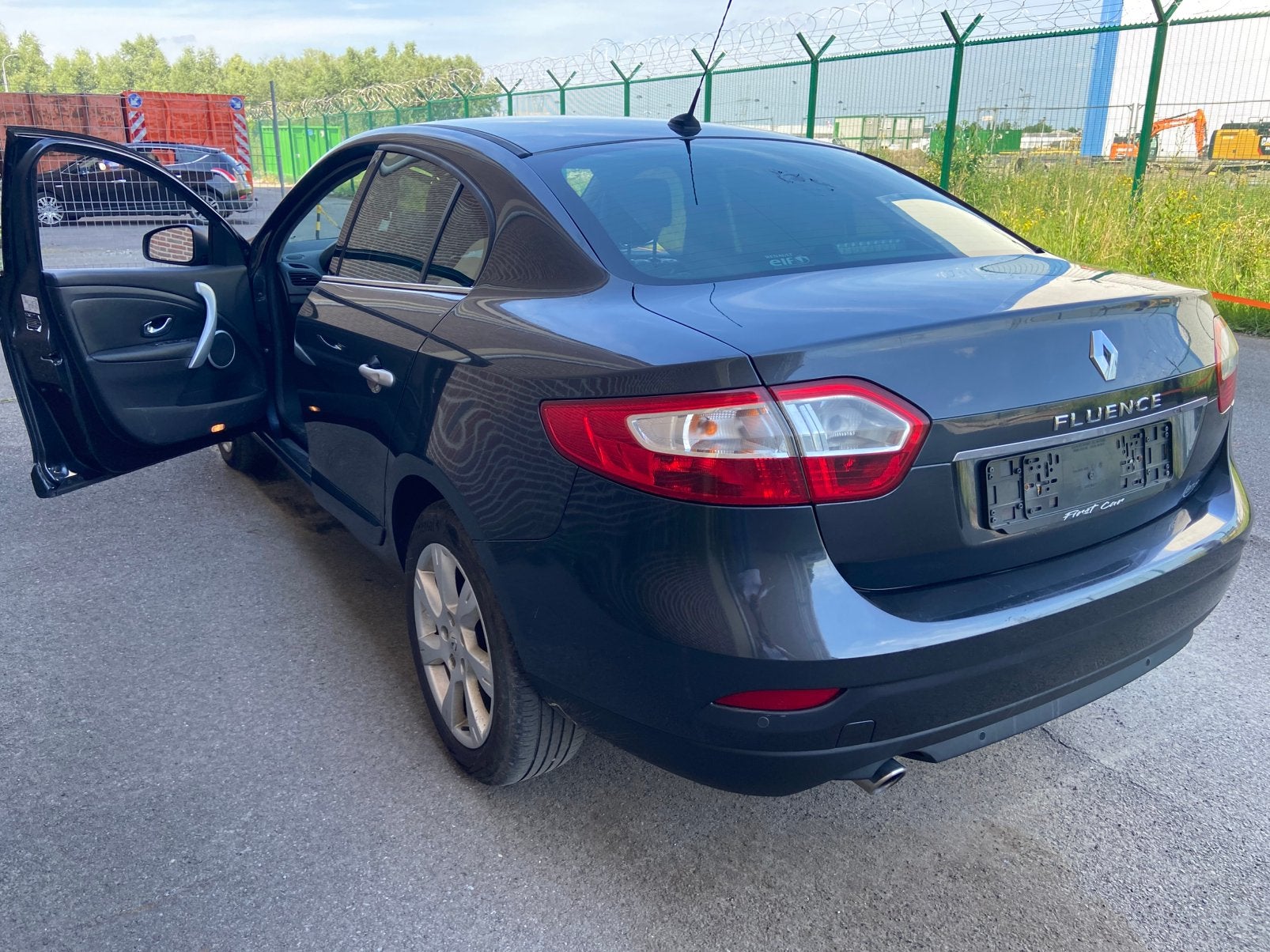 Renault fluence  1.5 diesel €5 110ch de 2011, Autos, Euro 5, Achat, Boîte manuelle, Noir