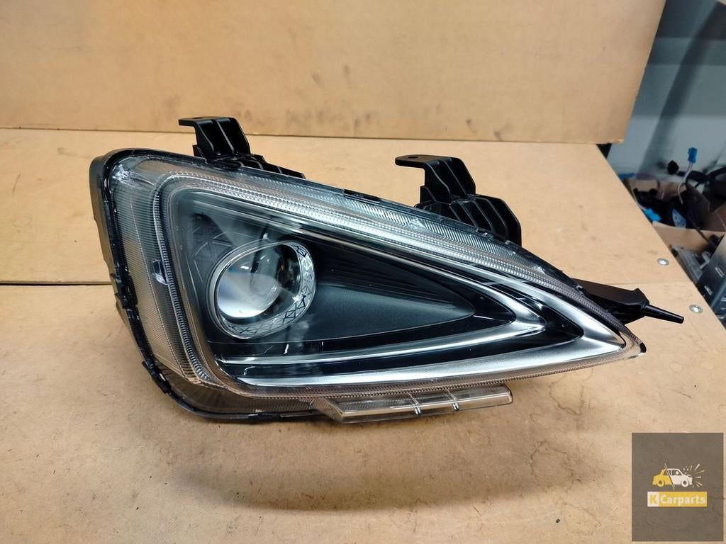 92102-M50, Phare avant droit Full LED Hyundai Nexo, parfait, Heolleung-ro 12
06797  Seoul, Info@hyundai.com, Utilisé, Hyundai