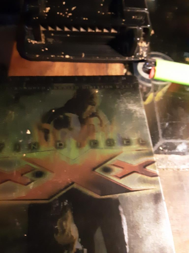 Dvd in steelbook, Ophalen