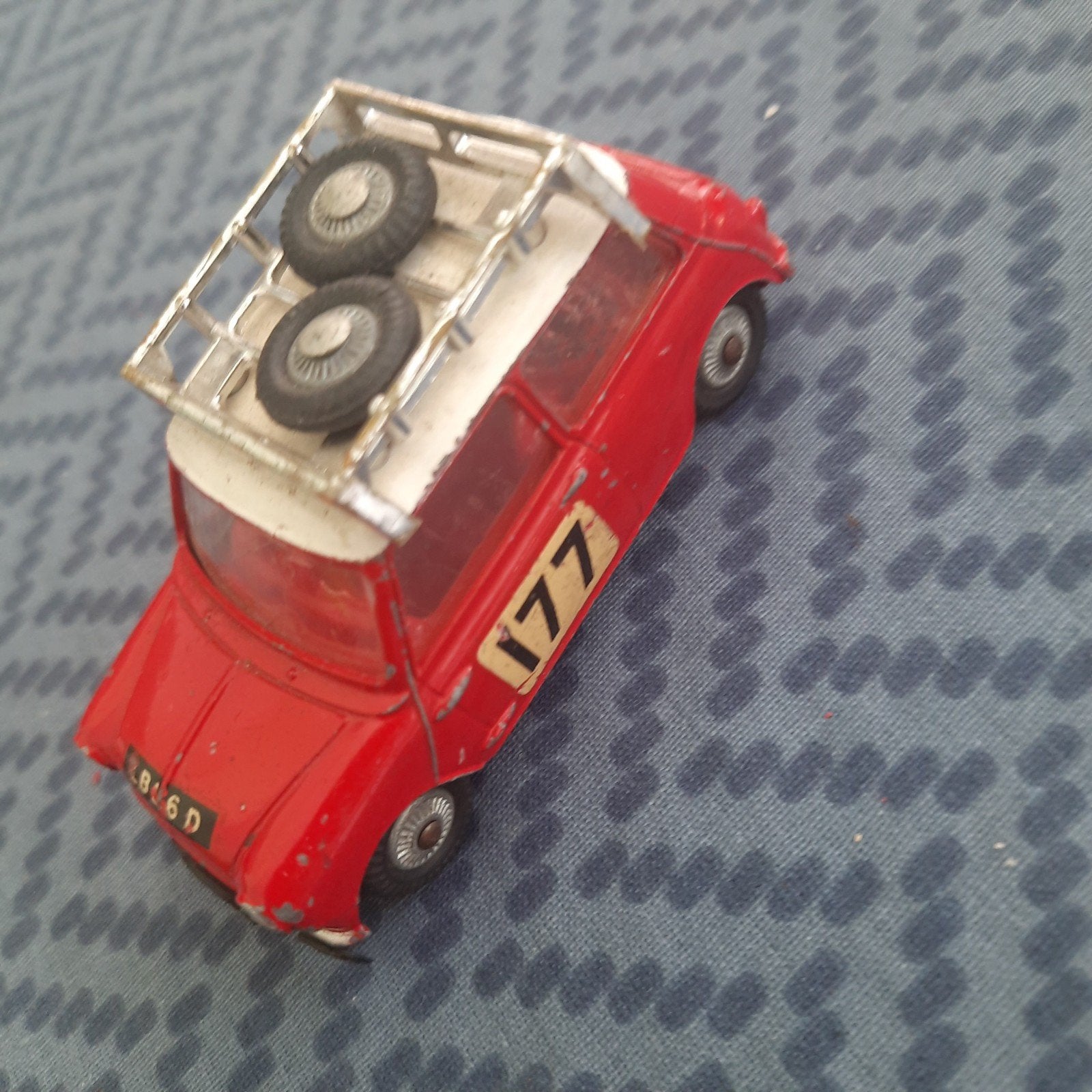 CORGI TOYS UK * BMC MINI COOPER * VAINQUEUR DU RALLYE DE MON, Enlèvement, Utilisé, Voiture, Corgi