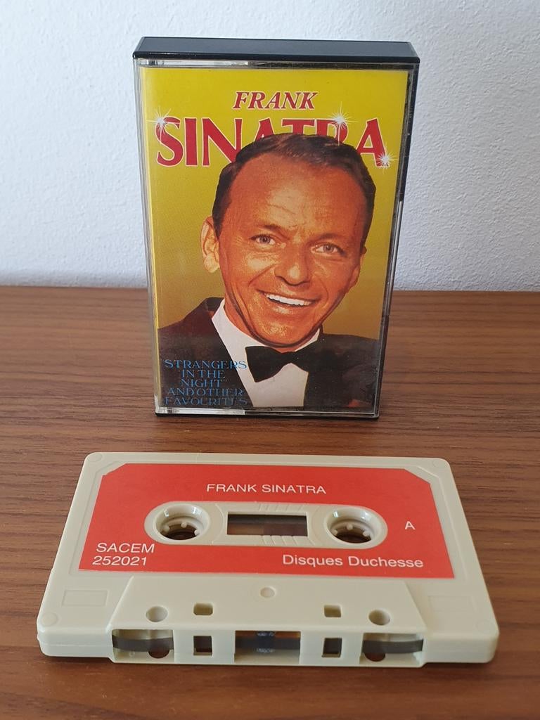 Frank Sinatra – Strangers In The Night And Other Favourites, Enlèvement ou Envoi
