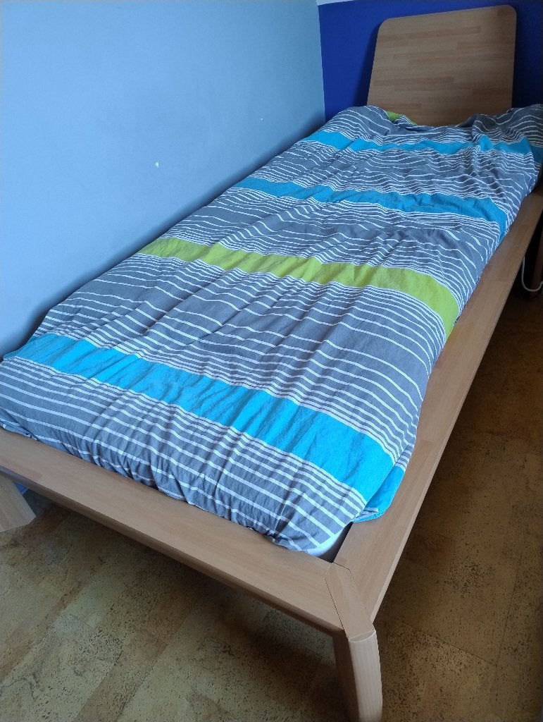 Eenpersoonsbed met spiraalbodem, matras en nachtkastje, Ophalen, 90 cm, Eenpersoons, Bruin