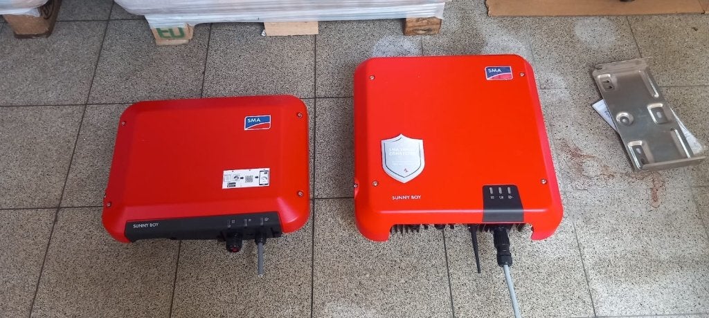 Omvormer SMA 2.5 en. 3.6Kw, Ophalen, Zo goed als nieuw, Overige typen, 200 wattpiek of meer