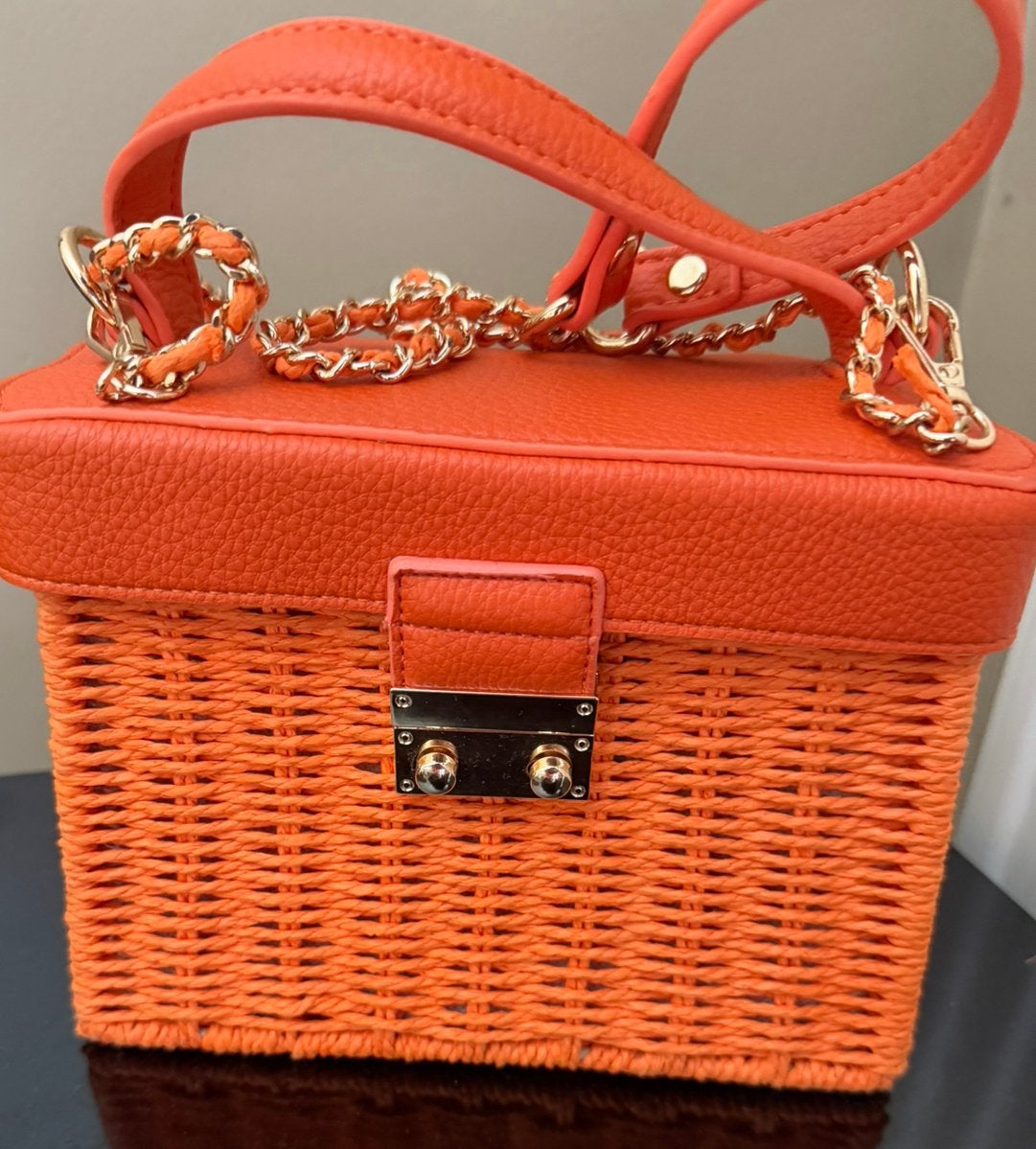 Nieuwe gevlochten rafia handtas, Enlèvement ou Envoi, Neuf, Orange