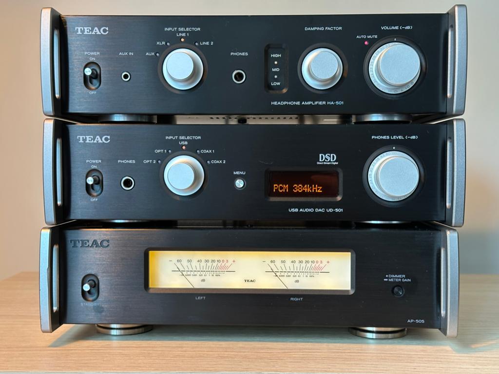 Teac, Enlèvement, Comme neuf