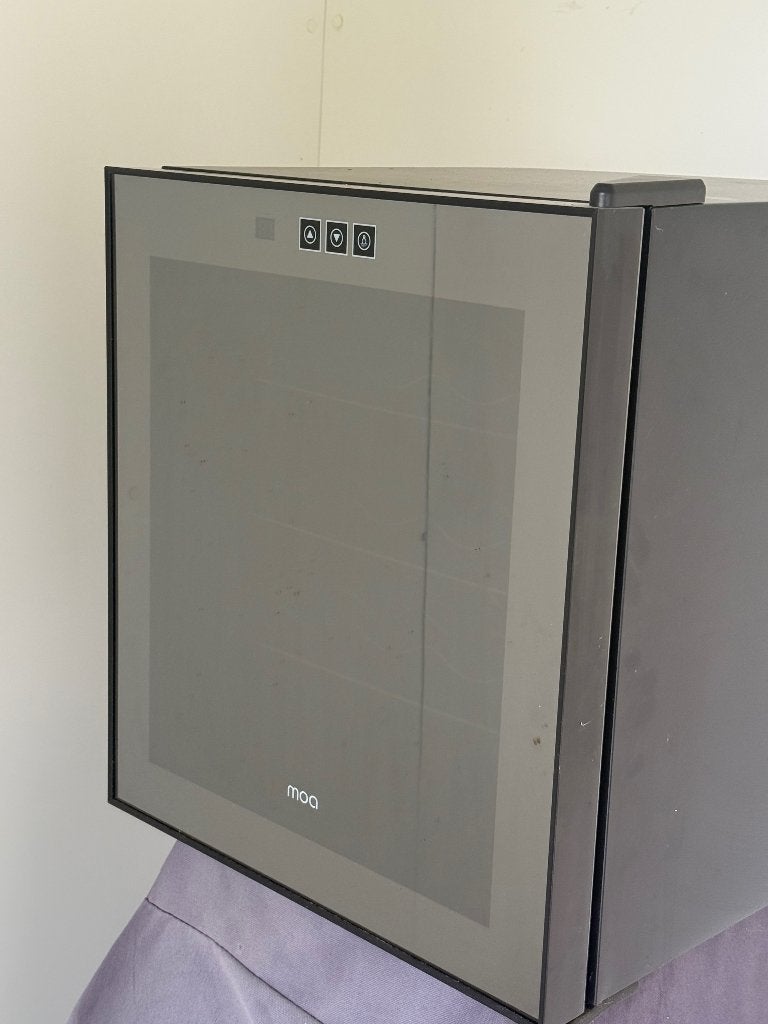 Wijnkoelkast, Elektronische apparatuur, Koelkasten en IJskasten, Ophalen, Gebruikt, 45 tot 60 cm, Minder dan 85 cm