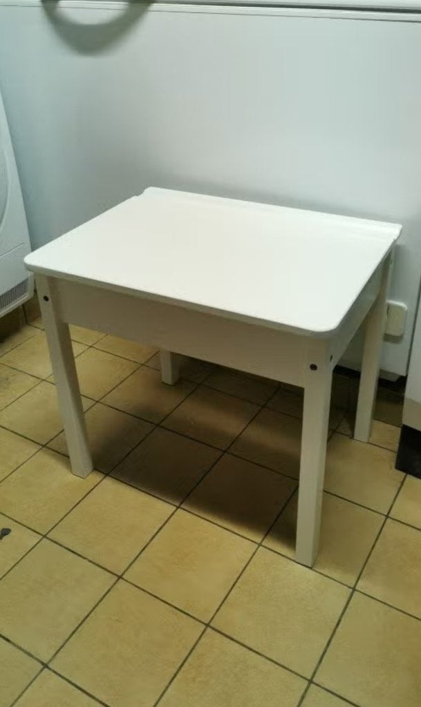 Kleuterbureau, Ophalen, Nieuw, Tafel(s) en Stoel(en)