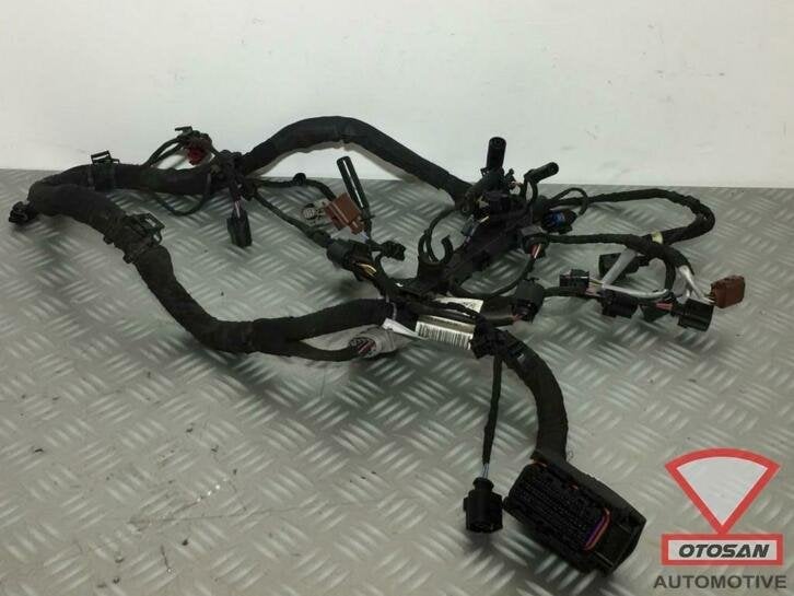 compartiment moteur 2.0tdi 04l972627hf de faisceau de c blag, Volkswagen, Volkswagen AG, Vw@volkswagen.de, Utilisé