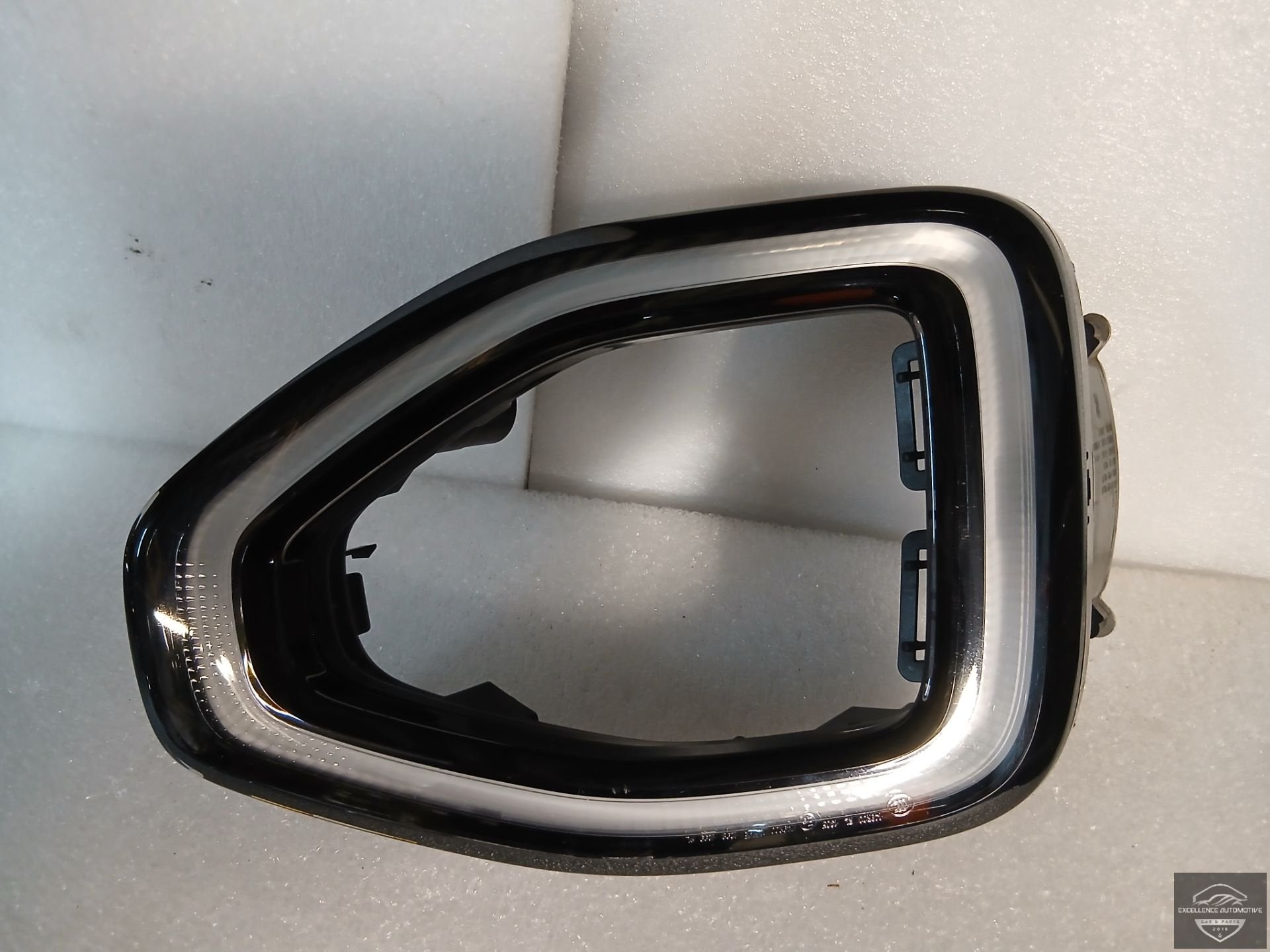 Feux de jour LED c t droit pour VW T-Roc restyl (2021+) - R, Autos : Pièces & Accessoires, Volkswagen, Volkswagen AG, Vw@volkswagen.de