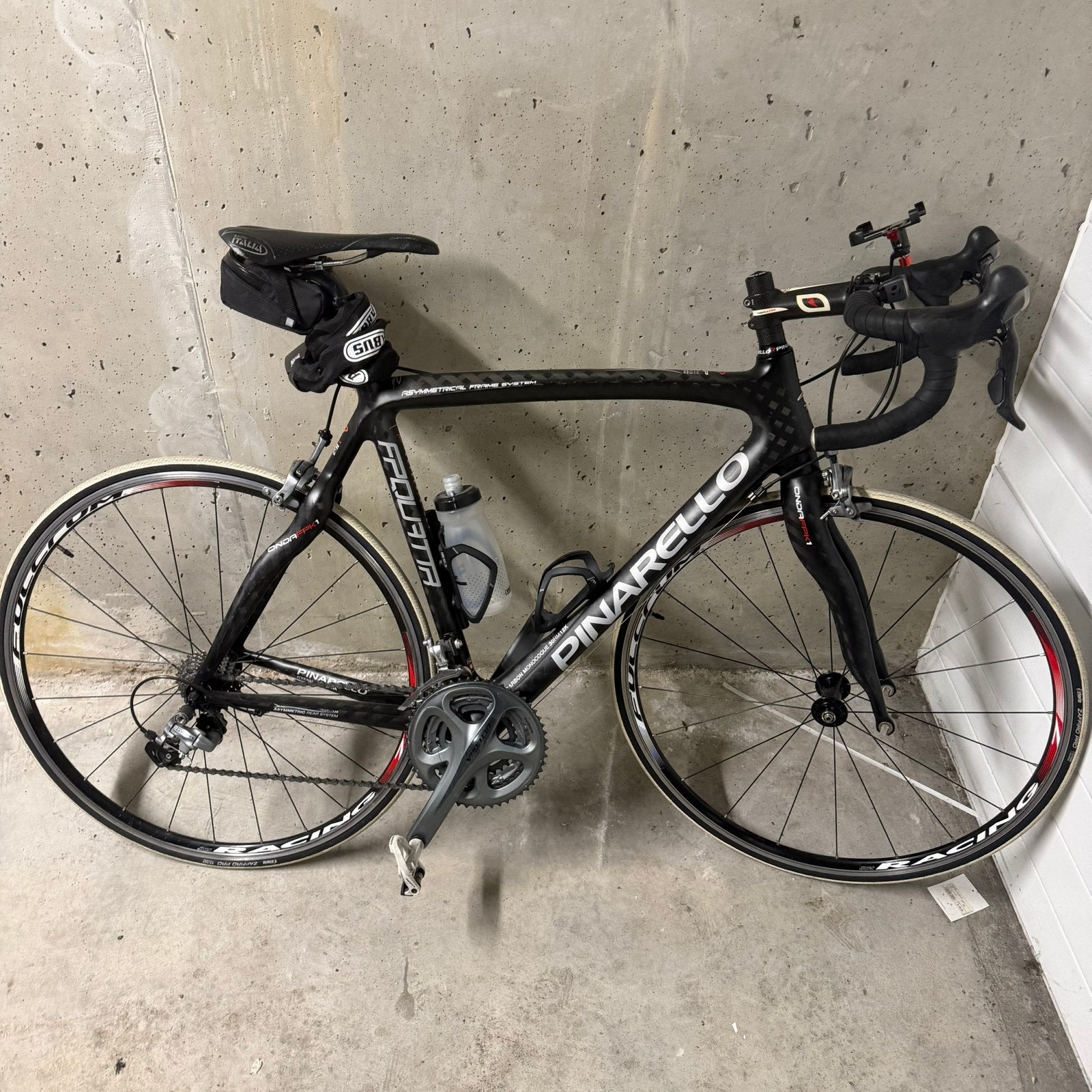 Pinarello FP Quattro Carbon – Campagnolo – Veel accessoires, Ophalen, Zo goed als nieuw, Carbon