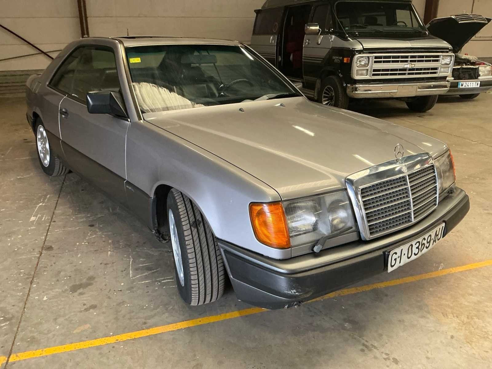 1992 Mercedes-Benz 300 CE Sportline Oldtimer, Mercedes-Benz, Bedrijf, Handgeschakeld, Overige carrosserie