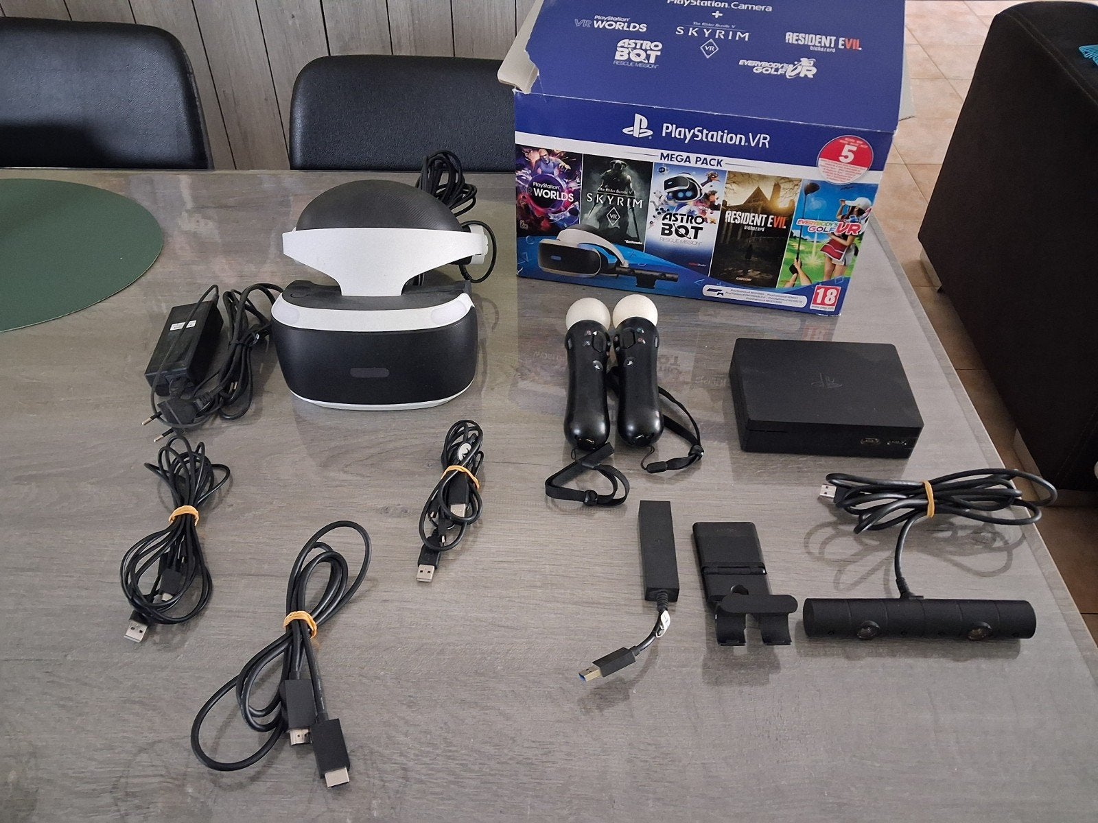 Playstation VR + Koppelstuk voor op PS5., Games en Spelcomputers, Ophalen, Gebruikt, VR-bril, Sony PlayStation