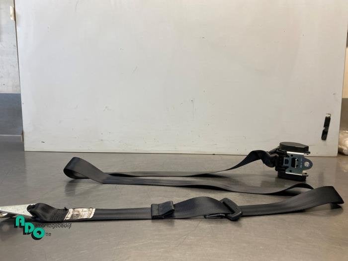 Ceinture de sécurité arrière gauche d'un Volkswagen Golf, Volkswagen, -, 3 mois de garantie, Utilisé