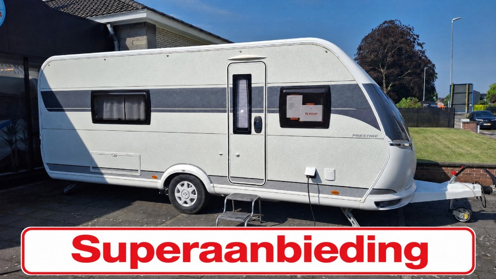 Hobby 560 WLU + MOVER + VOORTENT  BJ2026, Caravanes & Camping, Hobby, Particulier, 1250 - 1500 kg, 2 lits séparés