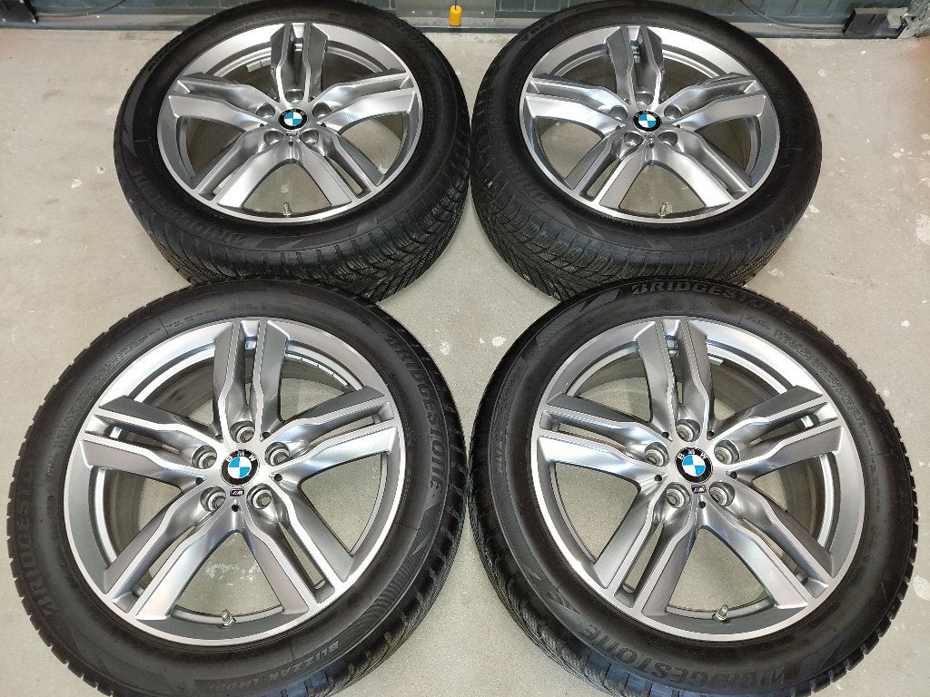 18 inch M velgen met winterbanden BMW X1 F48 / X2 F39, Auto-onderdelen, Banden en Velgen, Ophalen, 18 inch, Gebruikt, Banden en Velgen