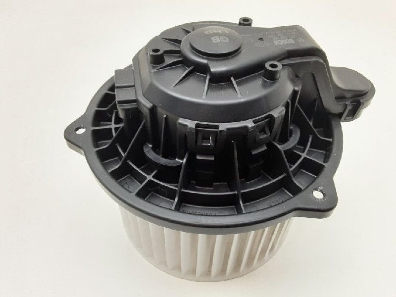 KACHEL VENTILATORMOTOR Hyundai i20 (GBB) (|F00S3B2542|), Hyundai Motor Deutschland GmbH, Gebruikt, Kaiserleipromenade 5
63067  Offenbach am Main, DE