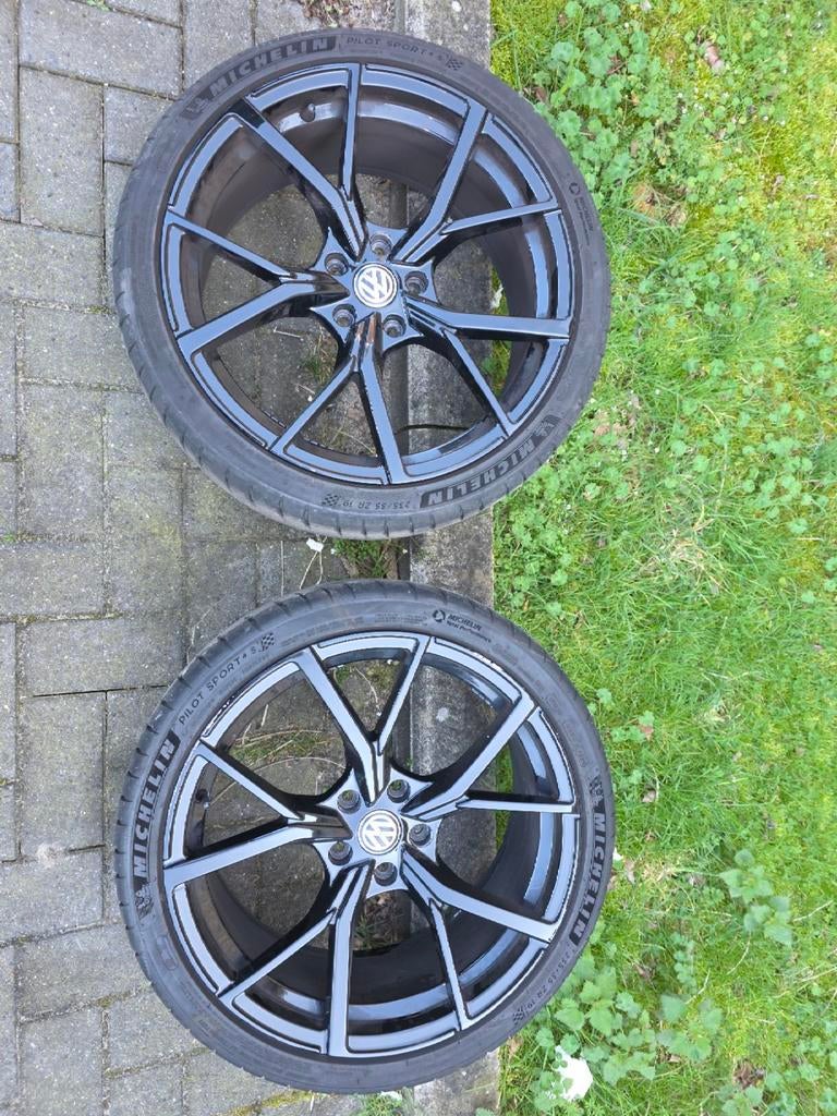 2 jantes Golf 8R originales avec pneus Michelin Pilot 4S neu, Pneus et Jantes, Véhicule de tourisme, Pneus été, 235 mm