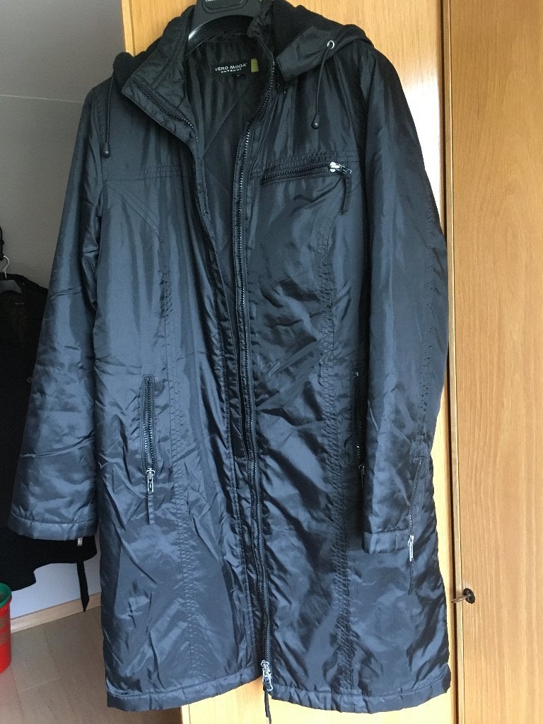 Jas / vest met kap Vero moda zwart maat S, Vero Moda, Zwart, Ophalen of Verzenden, Zo goed als nieuw