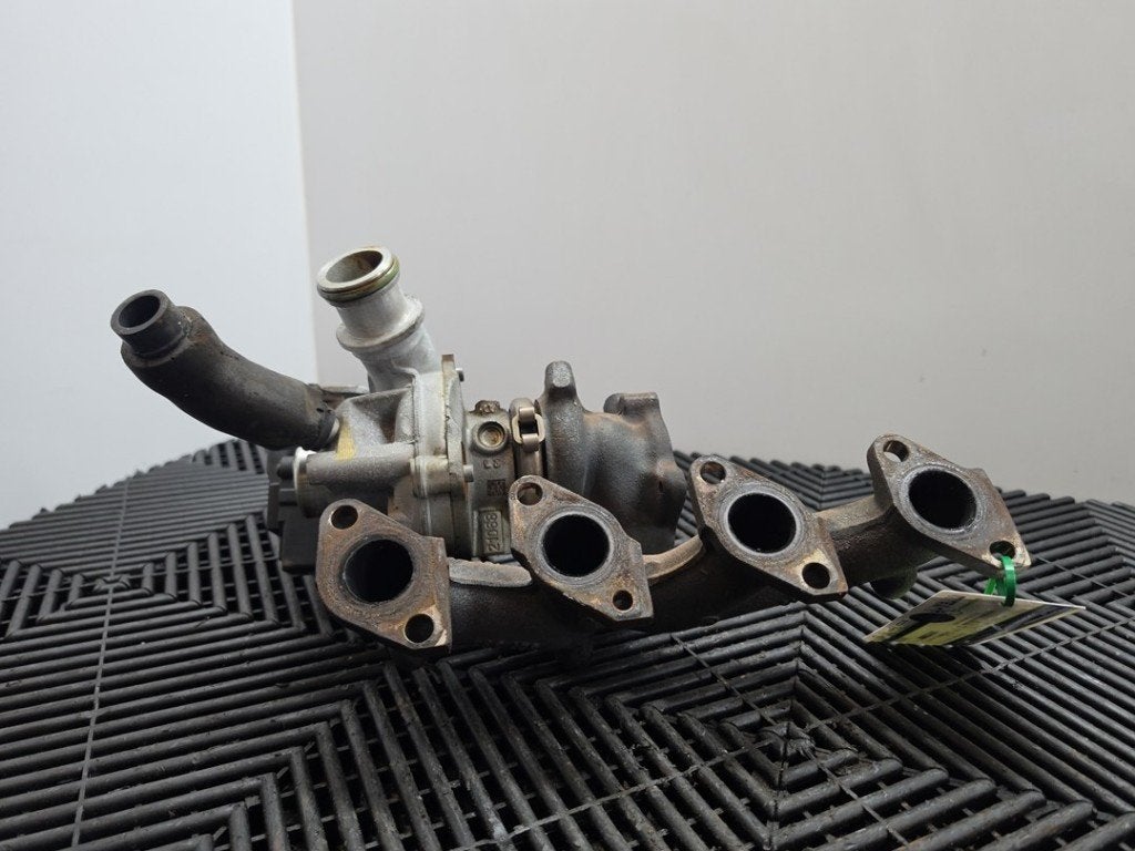 TURBO Volkswagen Jetta IV (162 / 16A) (|03F145701K|), Gebruikt, Volkswagen, Volkswagen AG, Kundenbetreuung@volkswagen.de