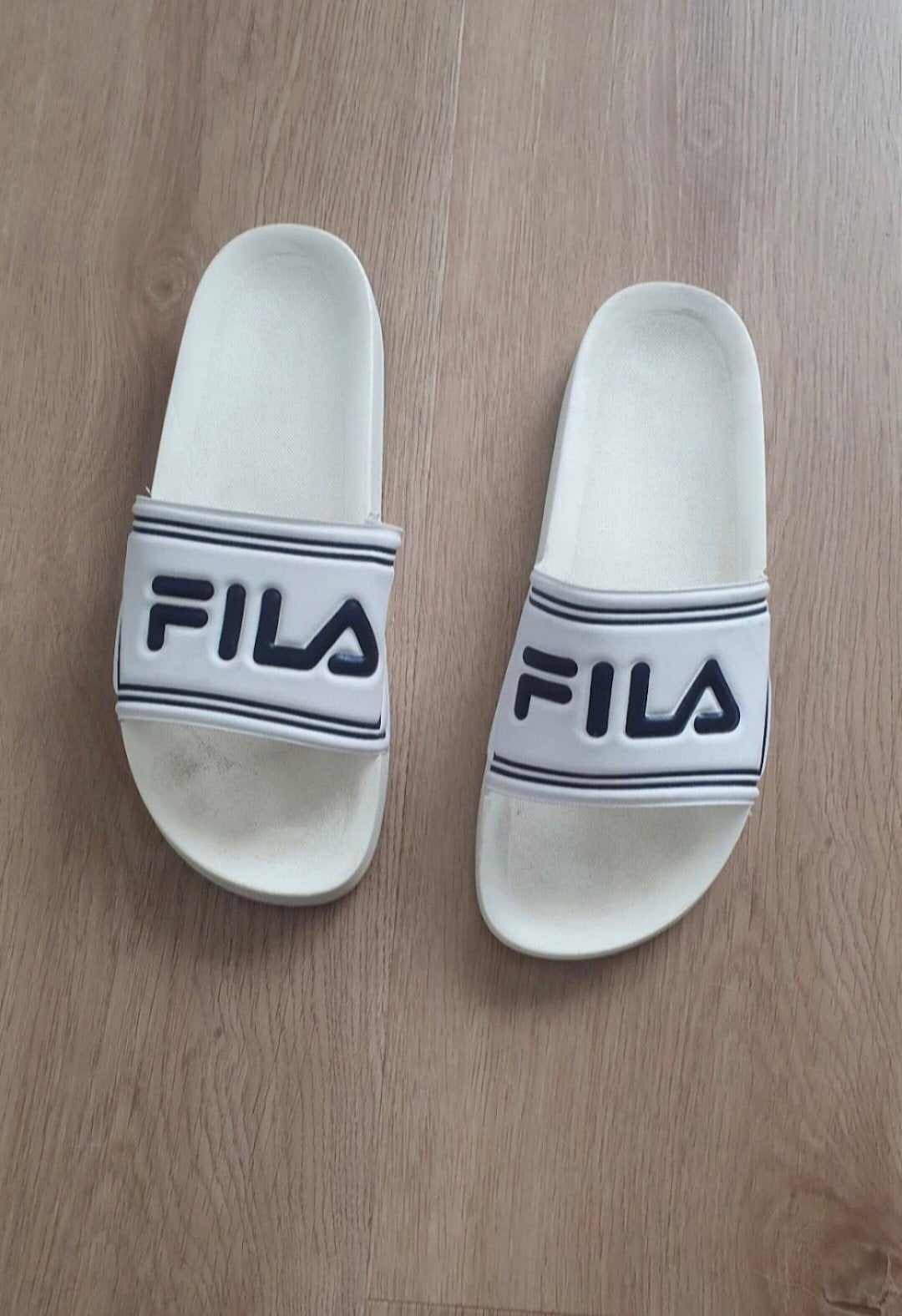 Slippers FILA maat 40, FILA, Enlèvement ou Envoi, Comme neuf, Sandales de bain