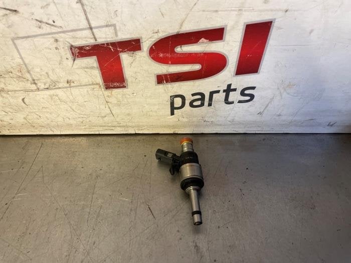 Injecteur (injection essence) d'un Audi RS3, -, 3 mois de garantie, Audi, Utilisé