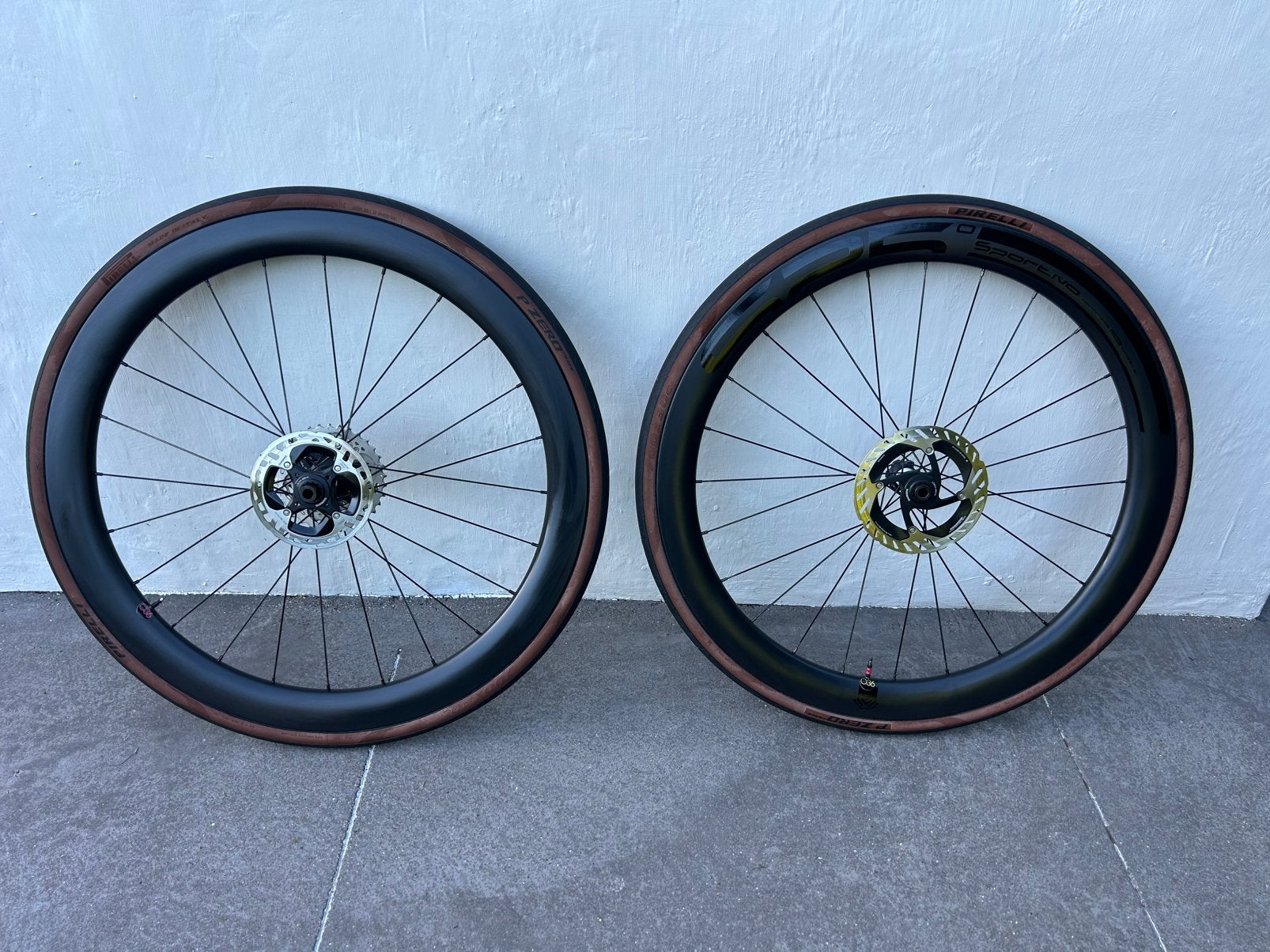 Sportivo carbon wielen, Fietsen en Brommers, Ophalen, Zo goed als nieuw, Carbon