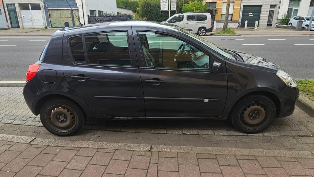 Renault Clio, Entreprise, Achat