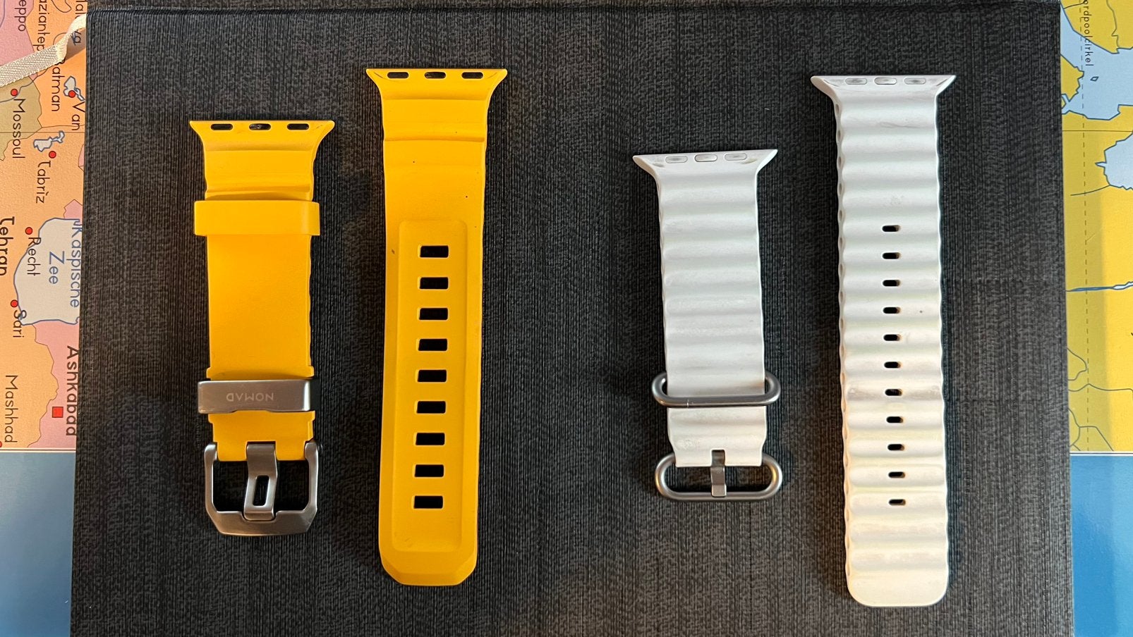 Apple Watch Ultra bandjes origineel, Ophalen of Verzenden, Zo goed als nieuw, Geel
