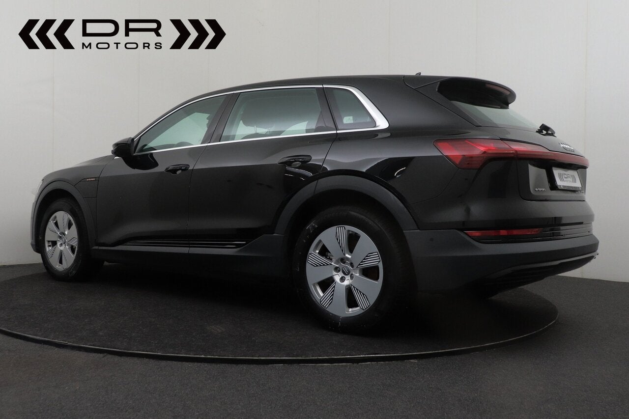 Audi e-tron 95 KW 55 - QUATTRO - AIRSUSPENSION - CAMERA - L, Auto's, Zwart, 0 kg, 408 pk, Zwart