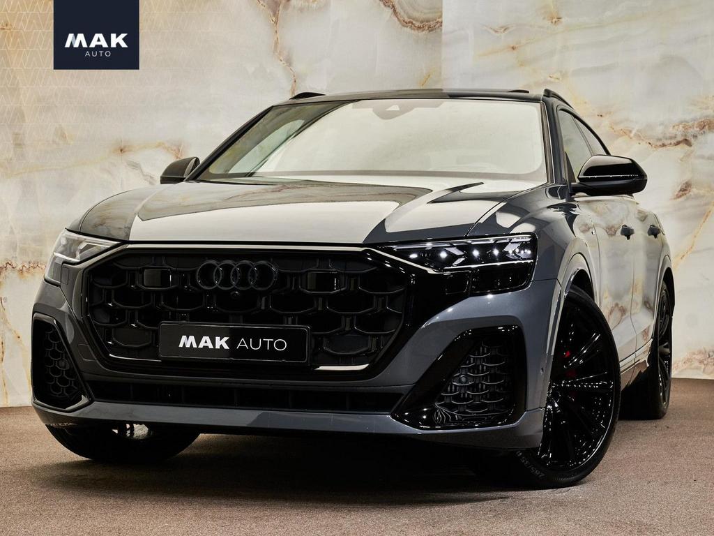 Audi Q8 60 TFSI e Quattro Pro Line S Competition, Audi Exclu, Auto's, Automaat, Zwart, Q8, 26 kWh