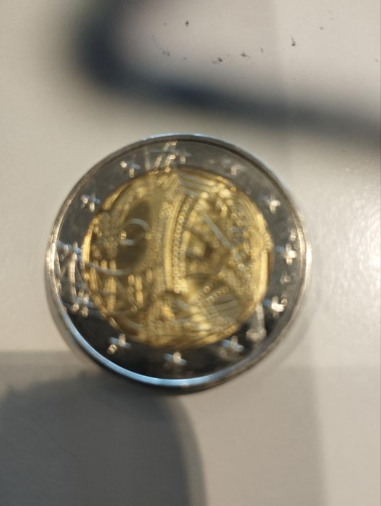 Een speciale 2 euro munt kleur goud en zilver kleur, Ophalen, 2 euro, Zilver