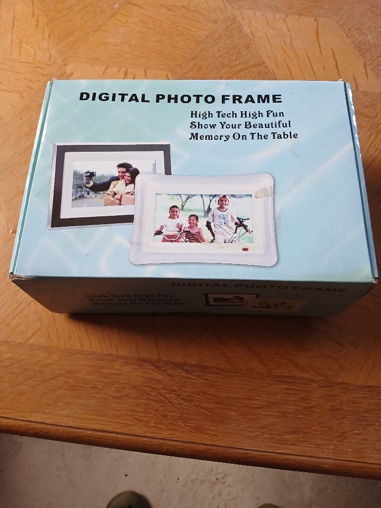 Digitaal Foto kader, Ophalen, Zo goed als nieuw, Foto of Poster, 5 – 50