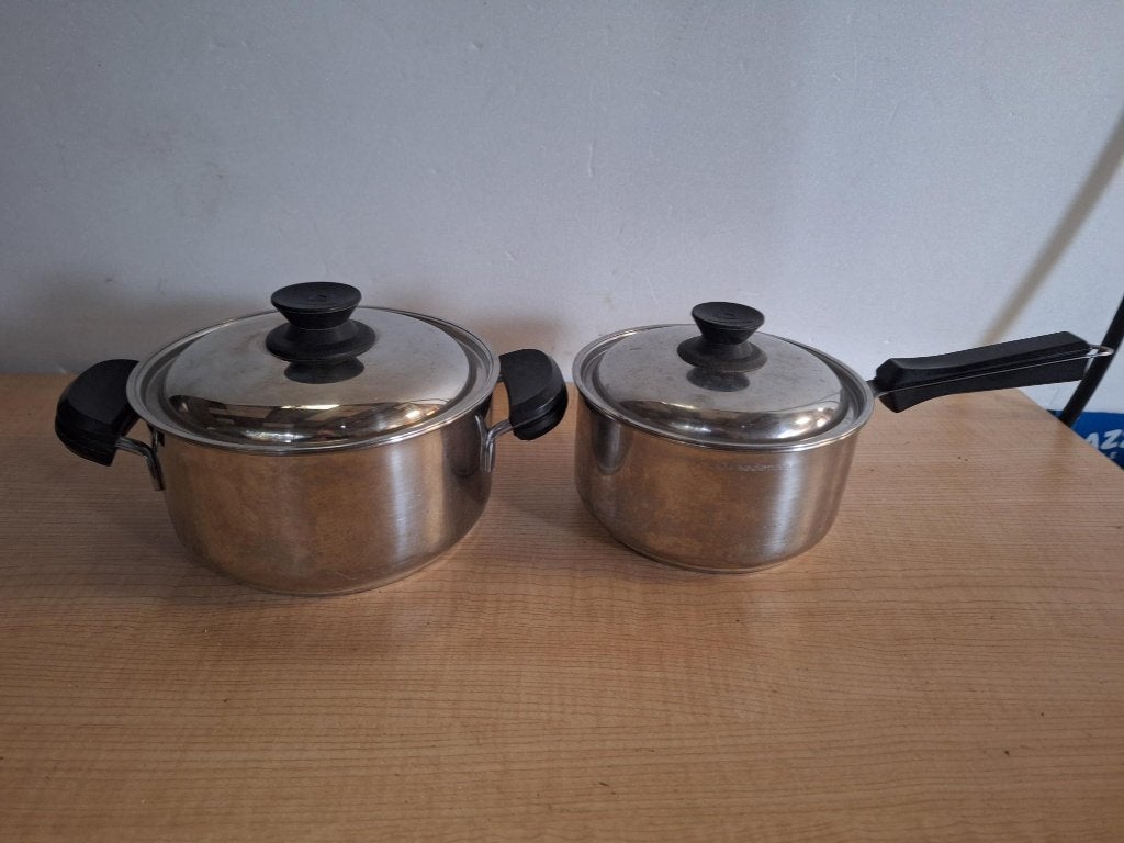 kookpan en steelpan, Maison & Meubles, Cuisine | Casseroles & Poêles, Enlèvement ou Envoi, Comme neuf