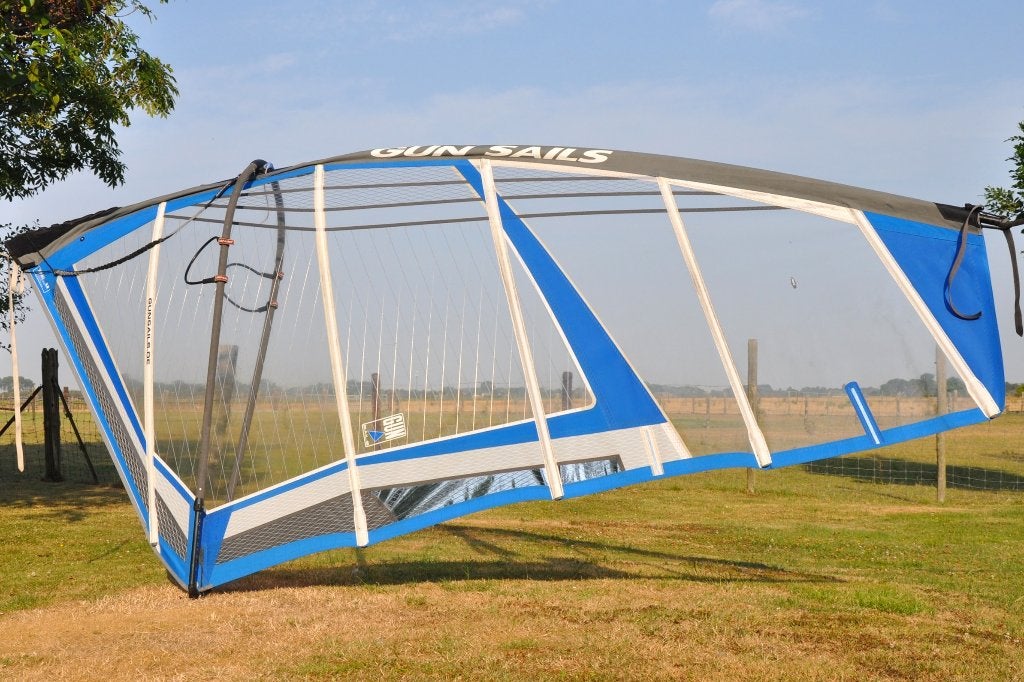 6.0m2 GunSails Target freeride set (zeil, mast, giek, voet), Watersport en Boten, Windsurfen, Gebruikt, Complete set, Gunsails
