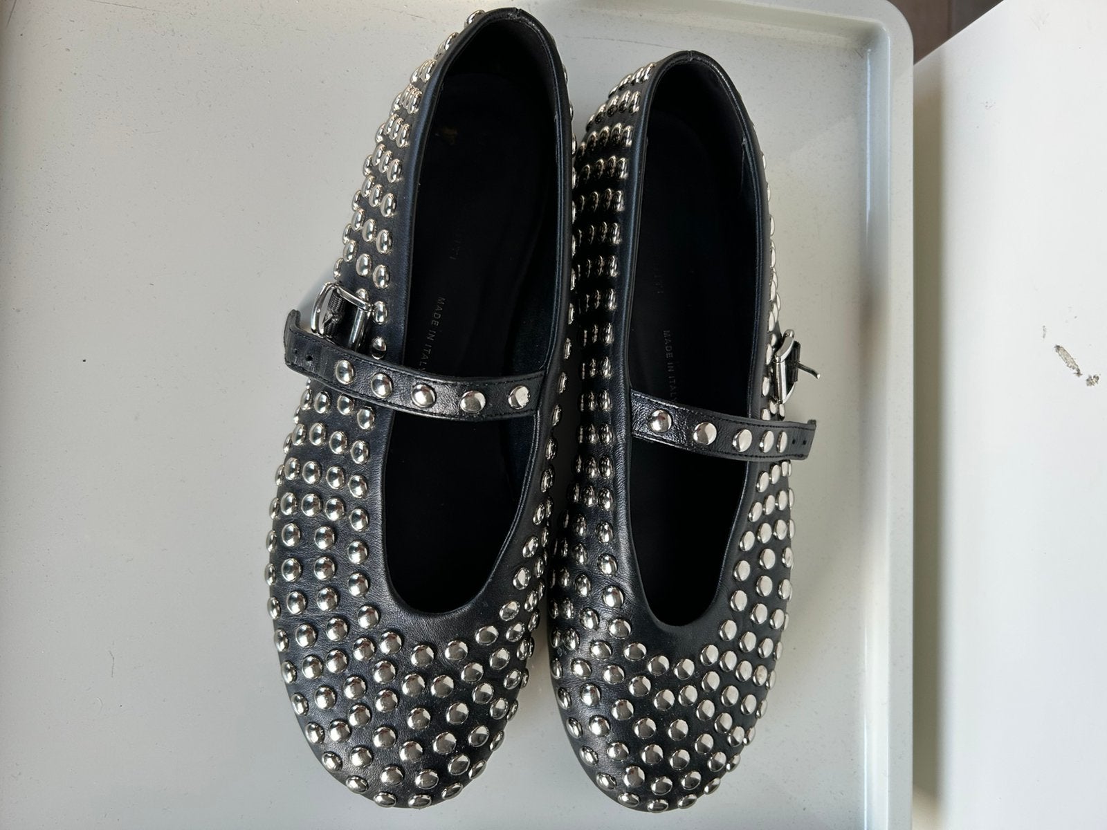 Liviana conti ballerina studs, Ophalen of Verzenden, Zo goed als nieuw