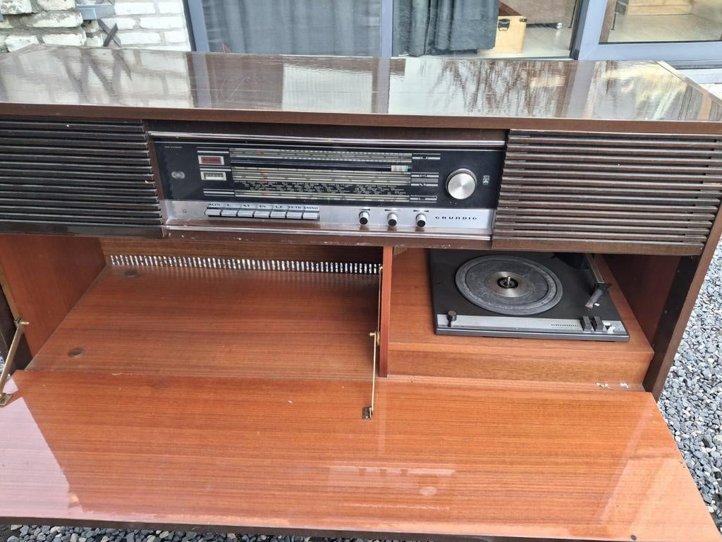 Grundig radio meubel, Antiek en Kunst, Antiek | Tv's en Audio, Ophalen