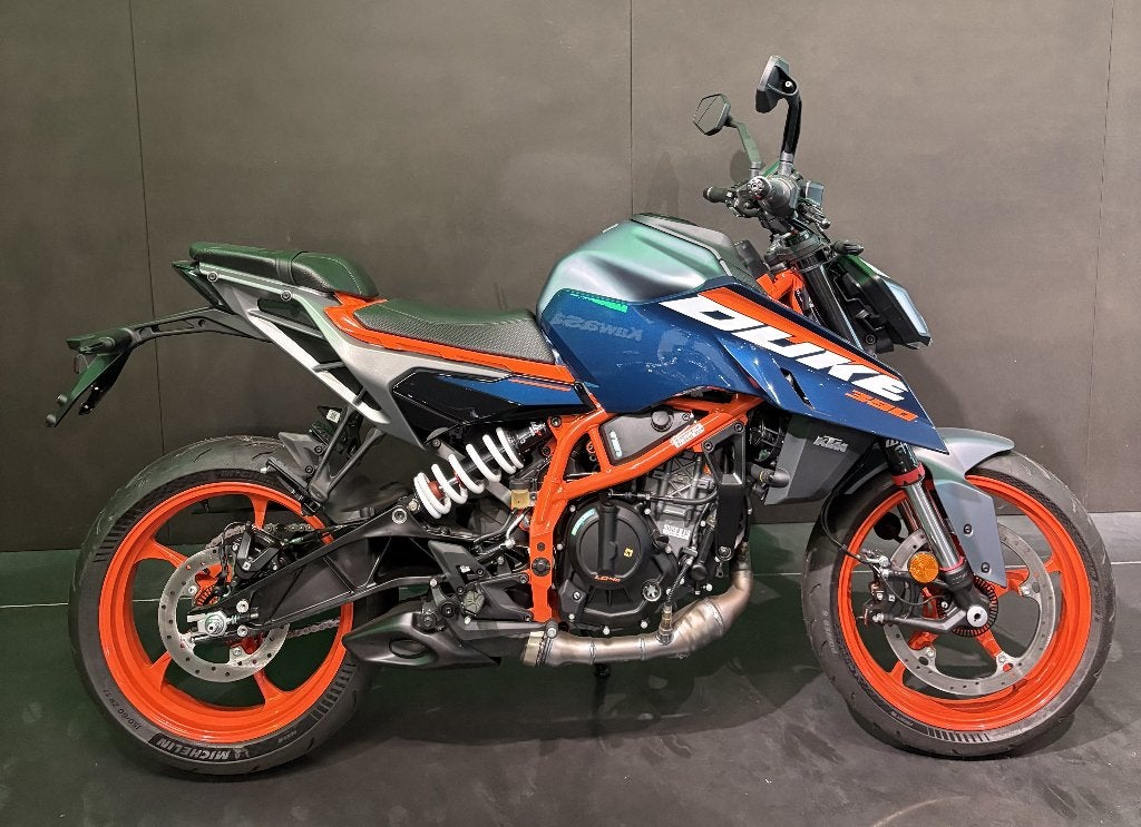 KTM Duke 390, Motoren, 390 cc, Nieuw, Bedrijf, Minimaal motorrijbewijs A2