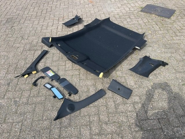 HEMELBEKLEDING compleet Abarth 500 / 595 / 695 (01-2008/-), Taurusavenue 1
2132 LS  Hoofddorp, NL, Webaccessibility@stellantis.com