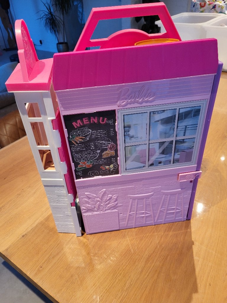 Barbie restaurant, Ophalen, Zo goed als nieuw, Barbie