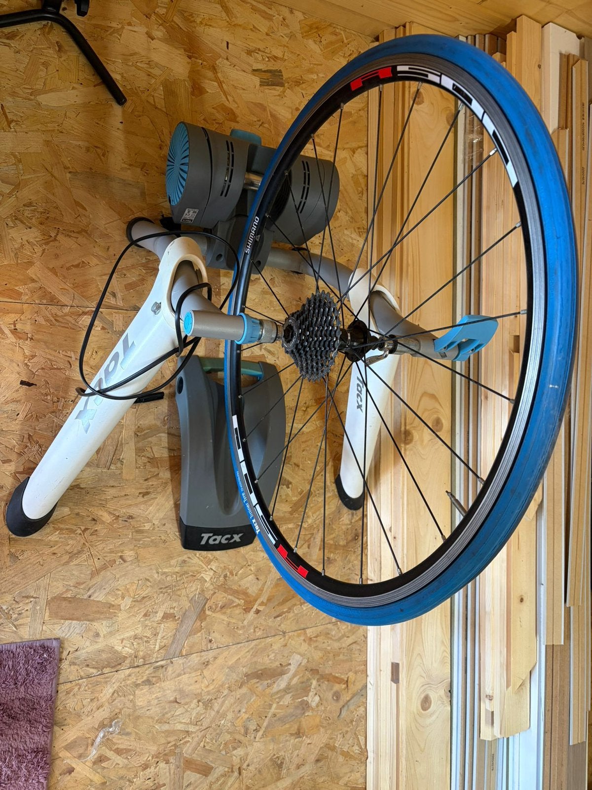 Tacx rollen met velg, Sport en Fitness, Wielrennen, Ophalen, Zo goed als nieuw