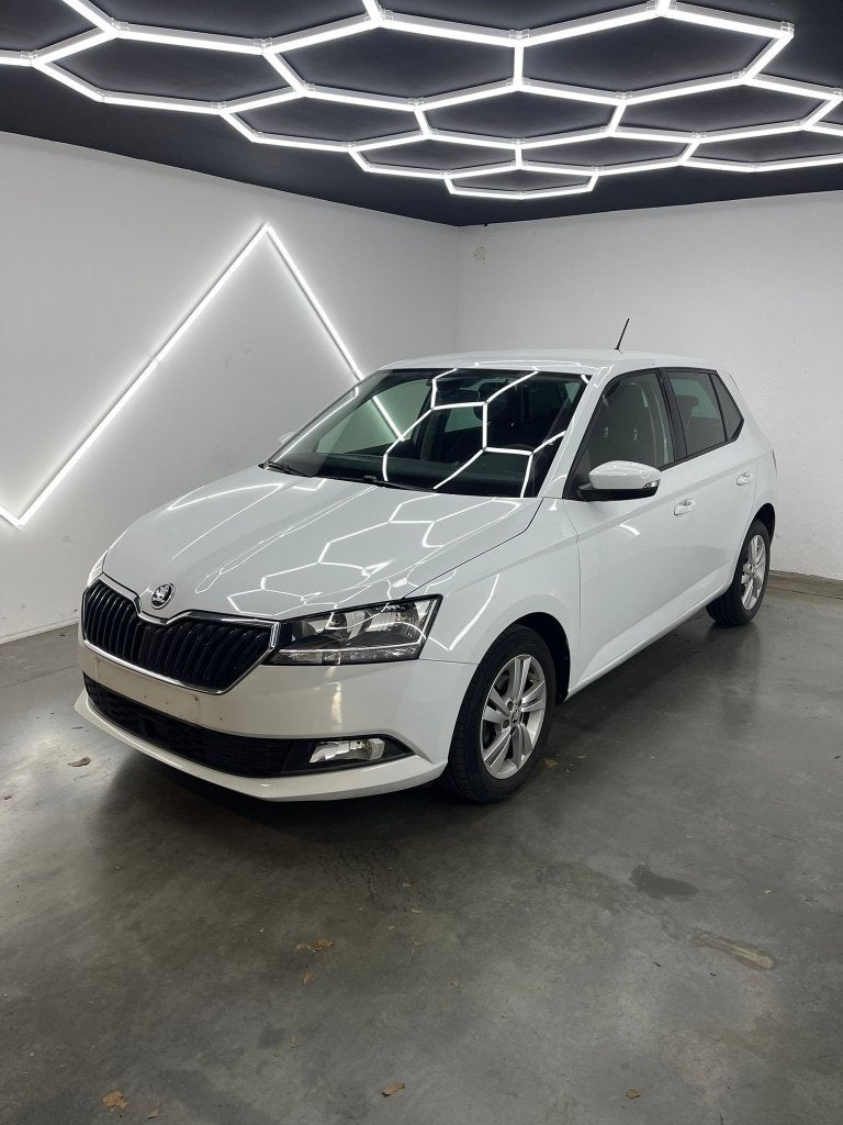 LA SKODA FABIA I 2021 N'EST QUE 37,900 KM GARANTIE D'UN AN, Autos, Capteur de lumière, Achat, Euro 6, Entreprise