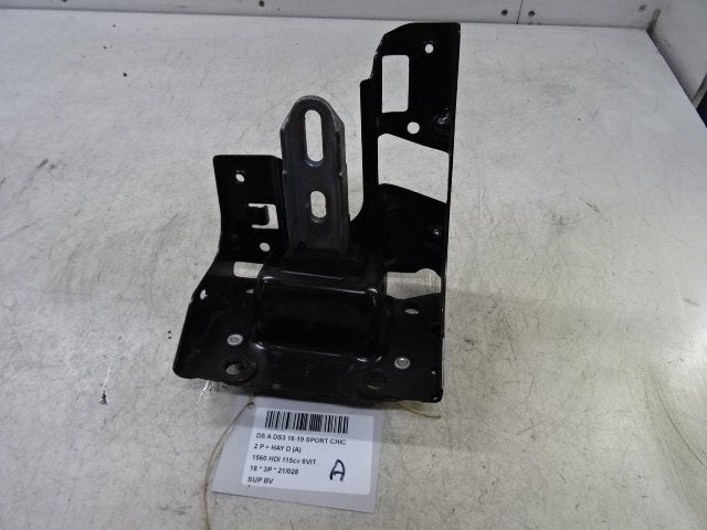 SUPPORT BOITE DE VITESSES DS DS 3 (SA) (01-2015/07-2019), Mevr. I. Hauben, Utilisé, Autres marques automobiles, Rue de l'Espoir 34 34
4030  GRIVEGNÉE, BE