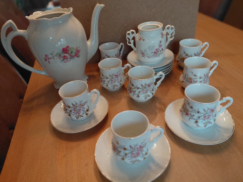 Oud koffieservies met bloemenmotief, Antiek en Kunst, Ophalen