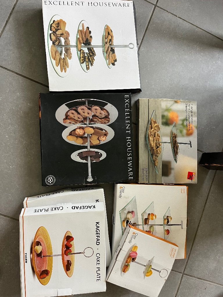 Etagères gebakjes 7 stuks, Huis en Inrichting, Ophalen, Zo goed als nieuw, Taartplateau