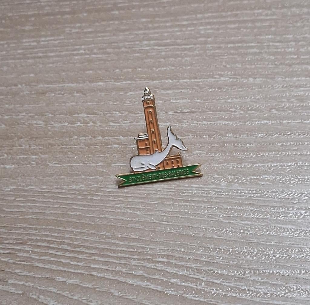 PIN - SAINT-CLEMENT-DES-BALEINES - ILE DE RÉ - FRANKRIJK, Envoi, Utilisé, Ville ou Campagne, Insigne ou Pin's